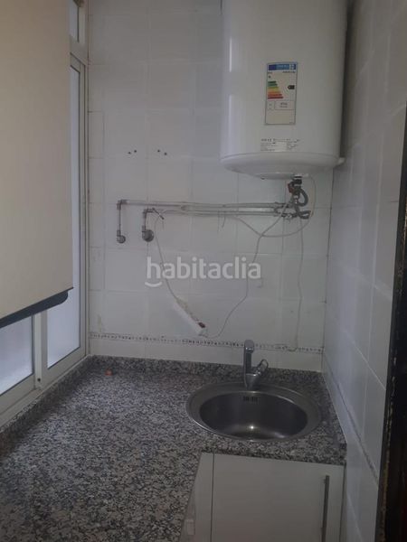 Foto f1551062-df9c-4839-b946-9de6201ea9f0. Piso en Embajadores-Lavapiés Madrid
