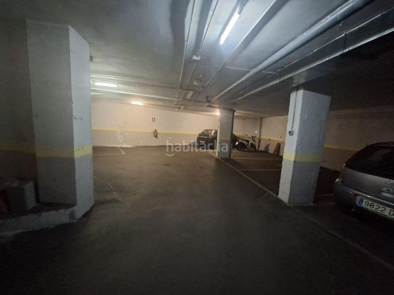 Foto 8a2bd10f-8061-4131-b2d7-e10089d3fd4f. Posto auto in Numancia Madrid