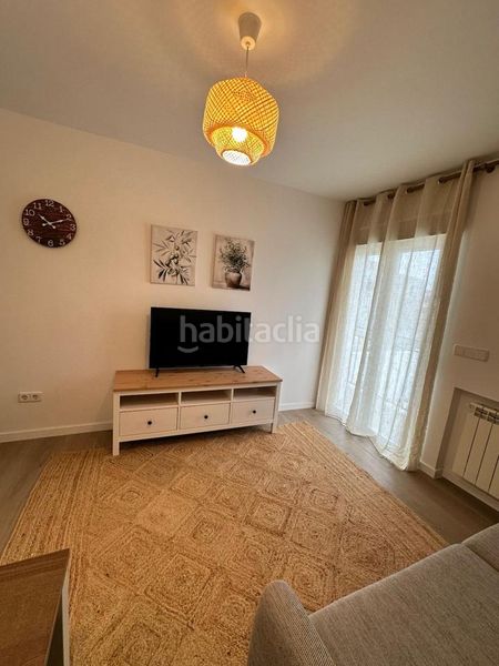 Foto 18b15dd2-c294-4e15-b1d2-e56811138e3f. Piso en Numancia Madrid