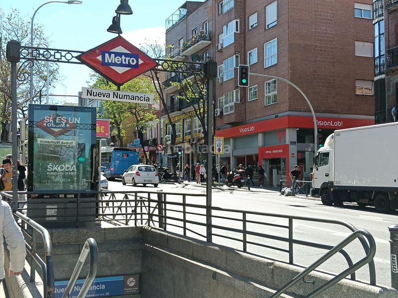 Foto e4a751e9-e7d8-46b6-b69c-af4856f70e66. Piso en Numancia Madrid