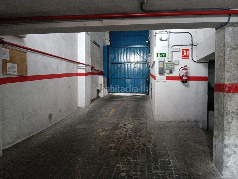 Foto 8aaca0ea-f000-47a0-a146-3facd7ced673. Posto auto in Numancia Madrid