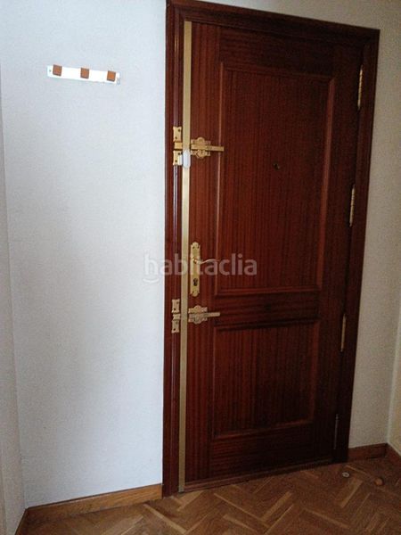 Foto 89843d96-1b7c-48d8-bd55-3fa7567ad456. Studio dans Numancia Madrid