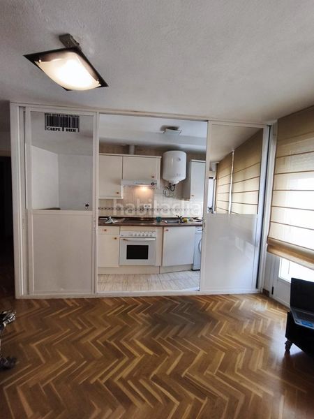 Foto b0c4a1a0-96c9-4887-a80d-fd6883da2e93. Studio dans Numancia Madrid