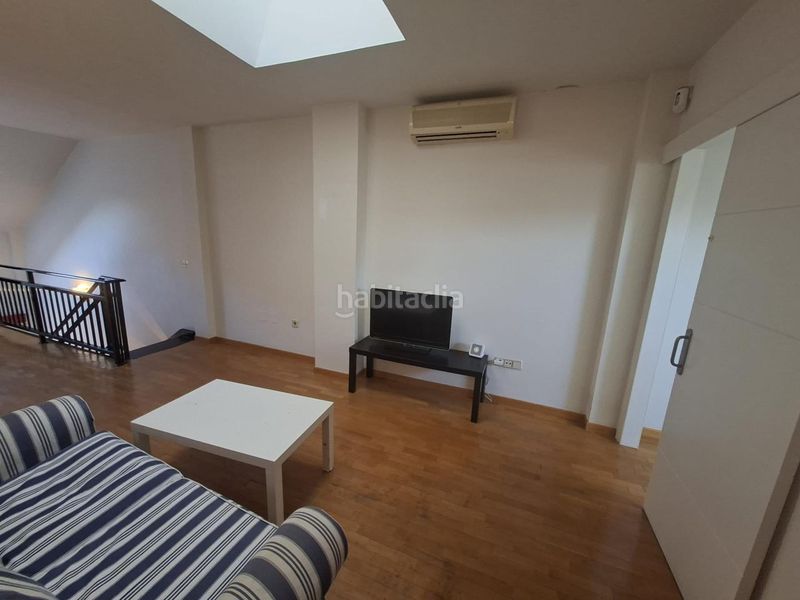 Foto 1f14e9a0-0a48-47a9-a04b-fb4d089fd69f. Duplex con riscaldamento in Numancia Madrid