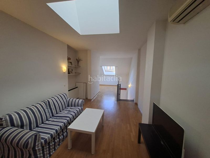 Foto 3af6eec4-7f5d-4676-b6f7-d77e612a8da2. Duplex con riscaldamento in Numancia Madrid
