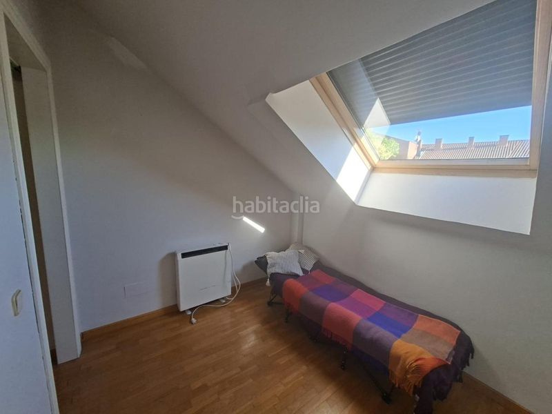 Foto 82b6571c-eb17-4e9a-924b-a520e80aff4e. Duplex con riscaldamento in Numancia Madrid