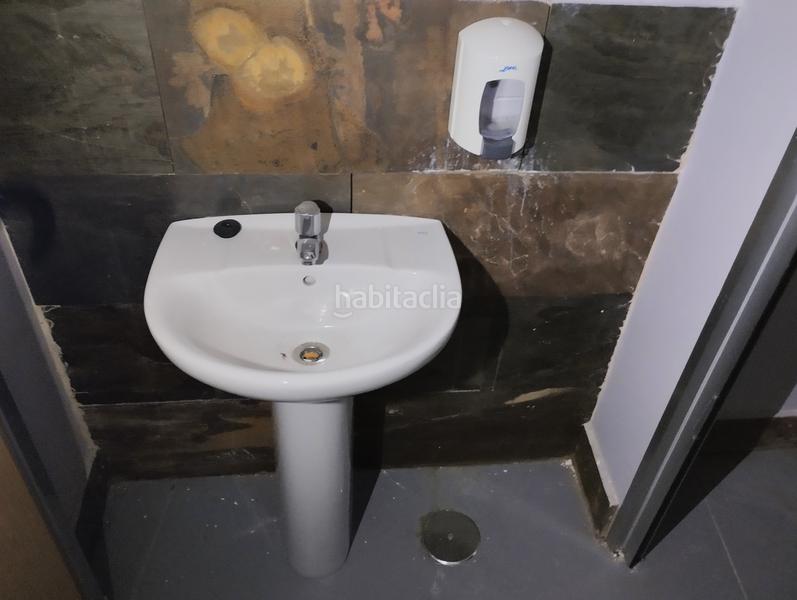 Foto e927887c-7dd4-4dbf-aa61-6351ba19a0c6. Local commercial dans calle aves 4 dans Centro Aranjuez