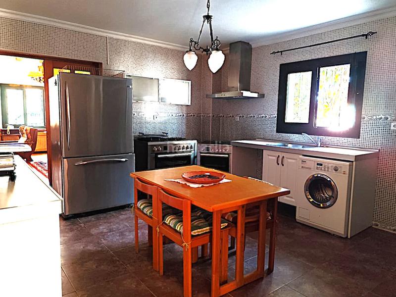 Foto d5d2fc98-fda6-44c6-9545-d5ef72a4917d. Casa amb xemeneia calefacció aparcament a La Montaña - El Cortijo Aranjuez