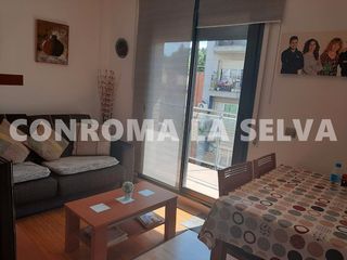 Piso en Residencial Blanes - Vistamar. Piso con 2 habitaciones con ascensor, calefacción, aire acondici