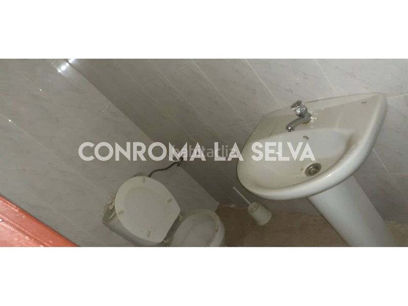 Foto 4ca80823-c286-4d40-b52c-c57c2d53e049. Local comercial a Malgrat de Mar