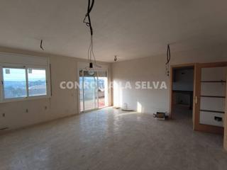 Casa a Residencial Park. Vivienda por terminar con dos espaciosos locales
