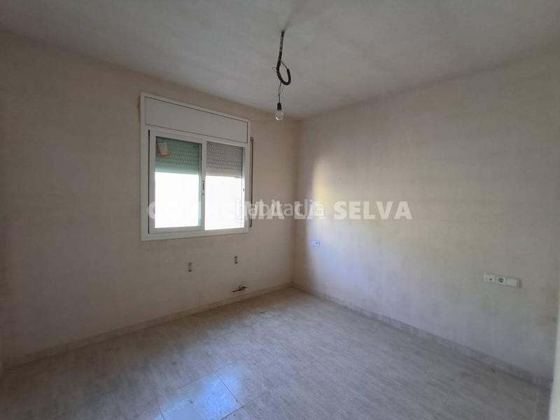 Foto 9862b3c1-fdea-474a-a157-e8343f86c105. Casa vivienda por terminar con dos espaciosos locales en Maçanet de la Selva