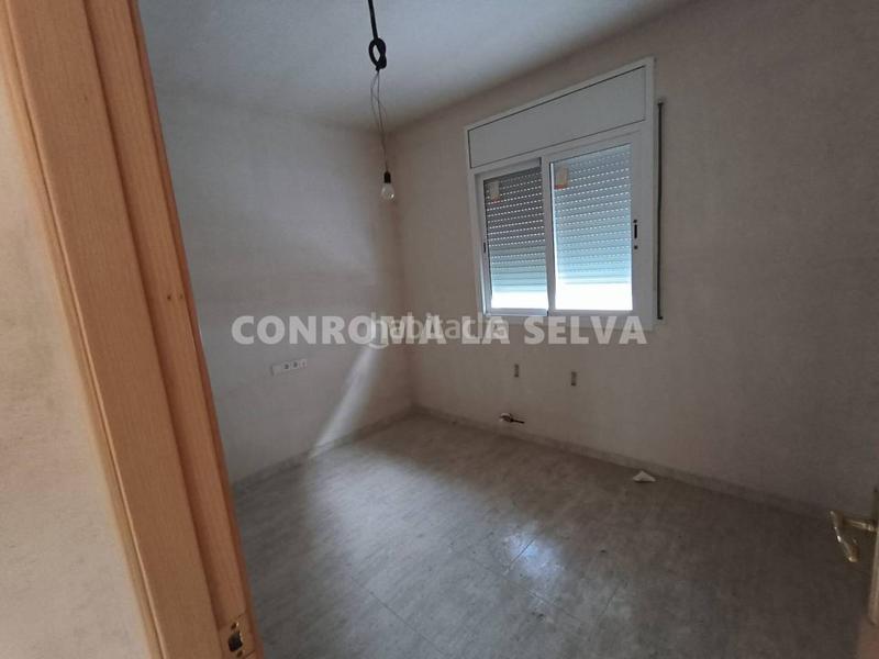 Foto dc107bf7-103a-4f6b-9d87-cd9dafd99087. Casa vivienda por terminar con dos espaciosos locales en Maçanet de la Selva
