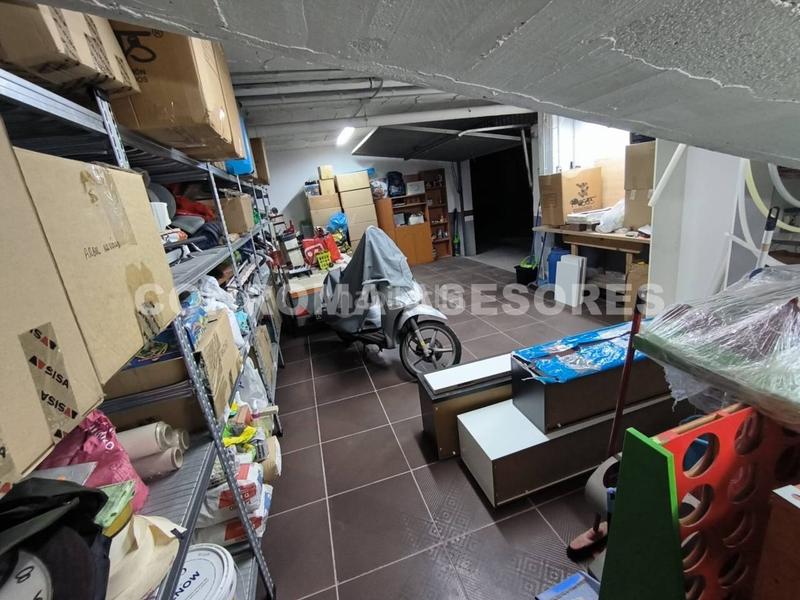 Foto dc87ff91-99ca-4b99-acd8-2b99e82b42d2. Piso  con espacioso local o garaje en venta en Blanes