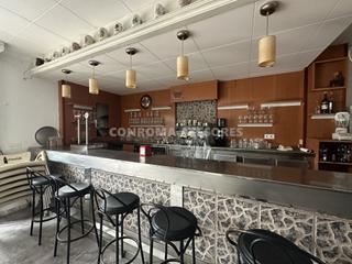 Local commercial  Carrer de montserrat