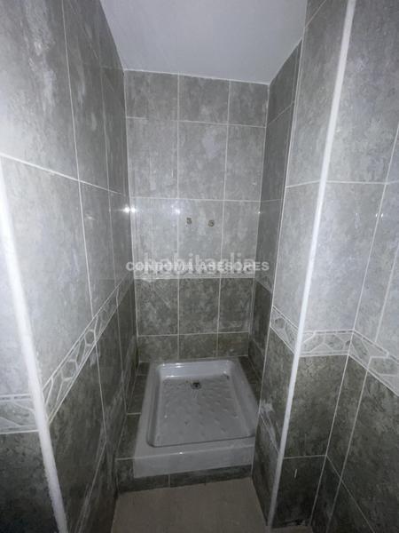 Foto 2d87a66b-1fbc-4e4c-9458-a9ac76b367ee. Local comercial en Mont Ferrant-Joan Carles I Blanes