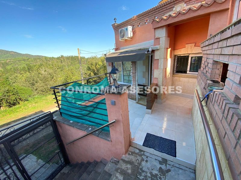 Foto be19f454-61fc-4e64-a526-d4f4e1a87998. Xalet amb calefacció aparcament a Niàgara Parc -Àgora Parc Tordera