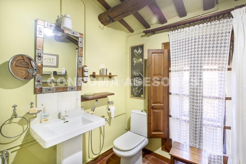 Foto 4cde97ef-32ab-402e-981b-679d250543b6. Xalet amb calefacció aparcament piscina a Riudarenes