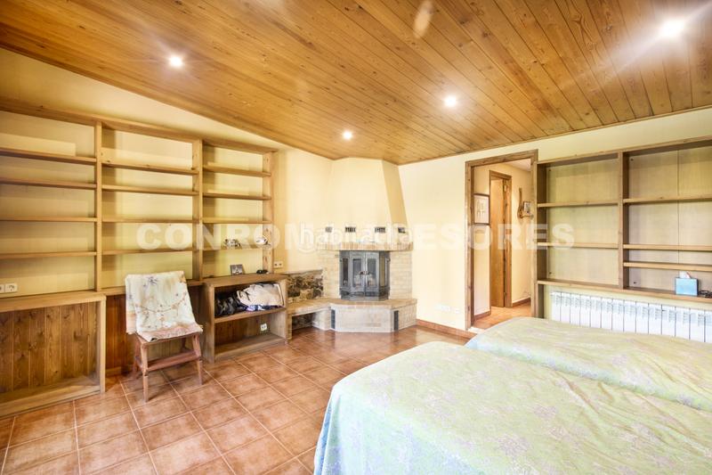 Foto 8ff0f1ed-8c41-49b5-b9fb-d001e0e8ee62. Xalet amb calefacció aparcament piscina a Riudarenes