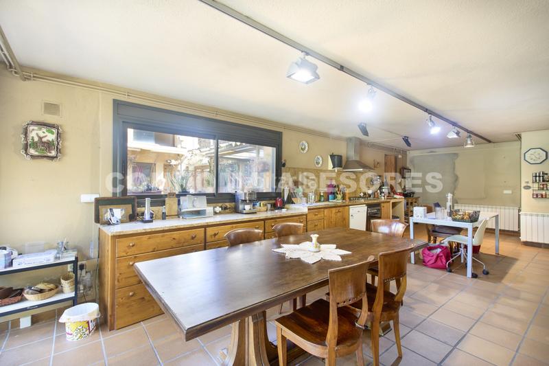 Foto bb9c8600-df77-48f7-a119-103968925b95. Xalet amb calefacció aparcament piscina a Riudarenes