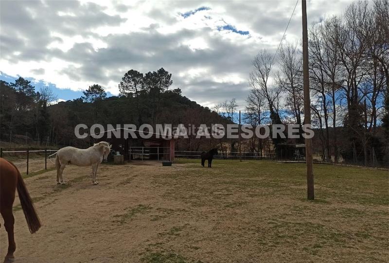 Foto fd158ee8-7e36-421b-a565-014605d6f1a1. Casale con camino riscaldamento parcheggio piscina in Fogars de la Selva
