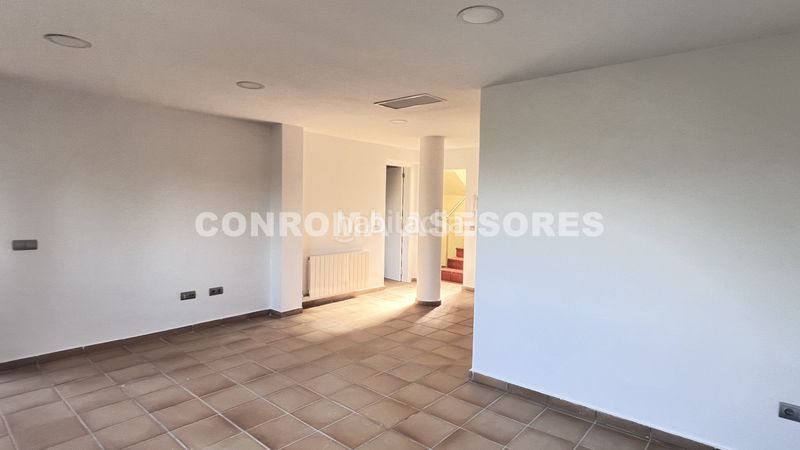 Foto c9c0dba5-d370-4b0e-963a-6dda6a22e96b. Haus mit kamin heizung parking in Fogars de la Selva
