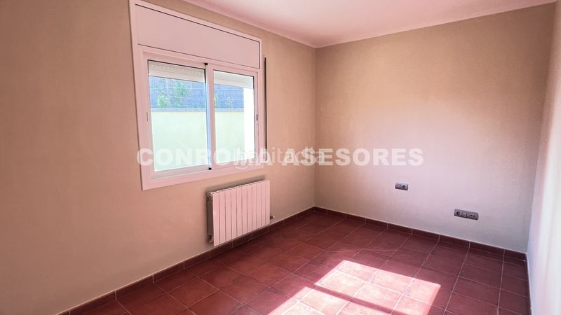 Foto d9397572-7429-459b-825c-e7d99a1e4c40. Haus mit kamin heizung parking in Fogars de la Selva