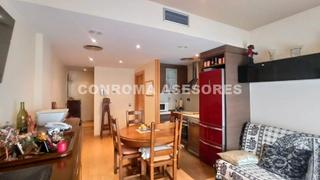 Tríplex a Centre. " estupenda casa de pueblo en venta, reformada en piso triplex..