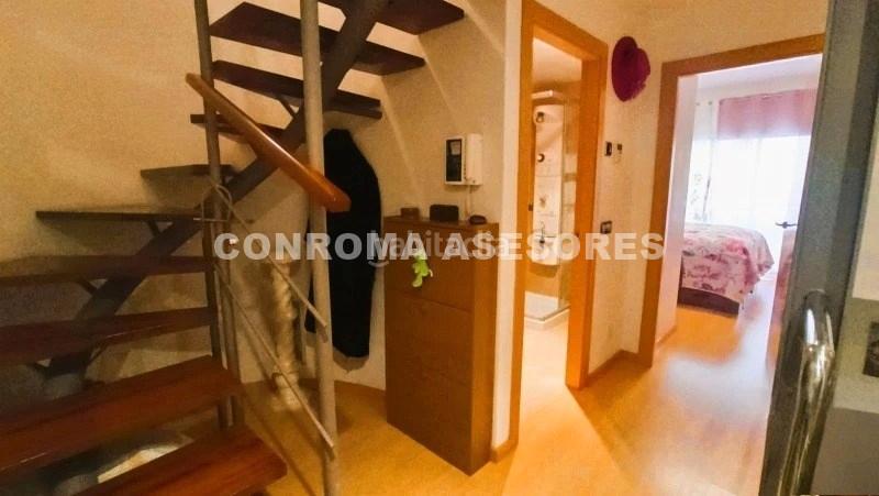 Foto a411a29d-39d5-4c99-82f2-d265ae8b8ce5. Tríplex " estupenda casa de pueblo en venta, reformada en piso triplex..... " en Blanes