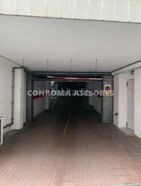 Foto 72806e4f-9bf2-42c2-a20e-a01ccb404ef9. Aparcament cotxe a Centre Blanes