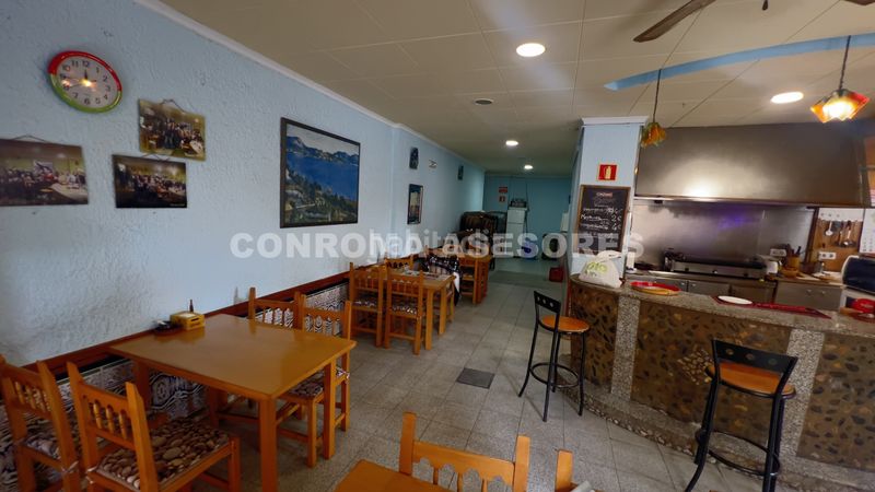 Foto aacc9877-e818-42ad-bcff-4ff109b28259. Business premise in Centre Pineda de Mar