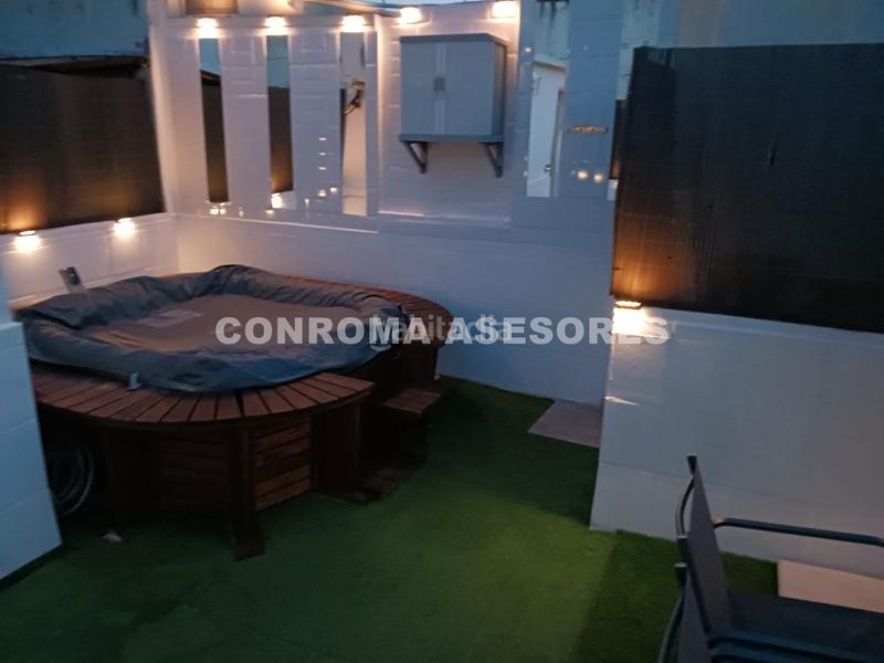 Foto 0e39f627-5707-4562-a0d0-47c26d533b77. Appartamento con camino riscaldamento parcheggio piscina in Pineda de Mar