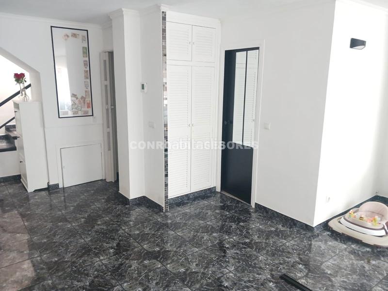 Foto 43ae4d7e-f25a-4f60-825a-33bc90b1e345. Appartamento con camino riscaldamento parcheggio piscina in Pineda de Mar