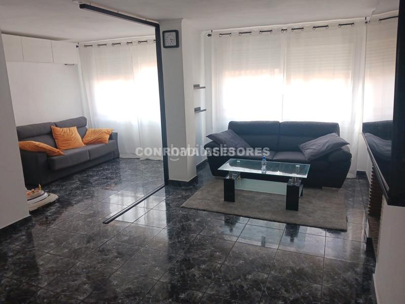 Foto 89089c15-233f-47d4-8c66-8754989a5930. Appartamento con camino riscaldamento parcheggio piscina in Pineda de Mar