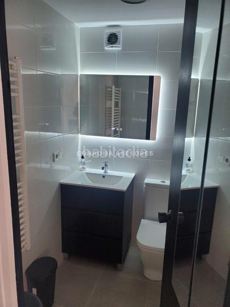 Foto 8b7b5a16-afa9-435b-9949-274c26347628. Appartamento con camino riscaldamento parcheggio piscina in Pineda de Mar