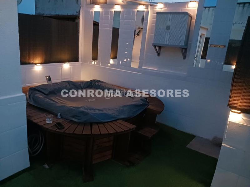 Foto f831fb1d-f770-4ff1-b53b-1a76753e9d7d. Appartamento con camino riscaldamento parcheggio piscina in Pineda de Mar