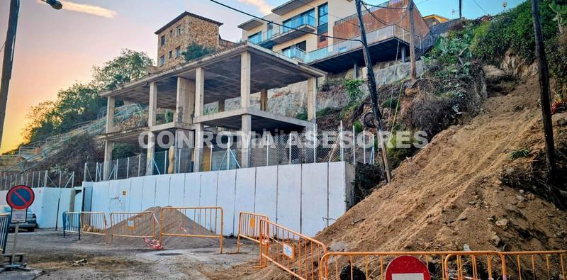 Foto d3992abb-efc6-4a0c-b2ca-c9f2a1de5270. Terreno residenziale in La plantera Blanes