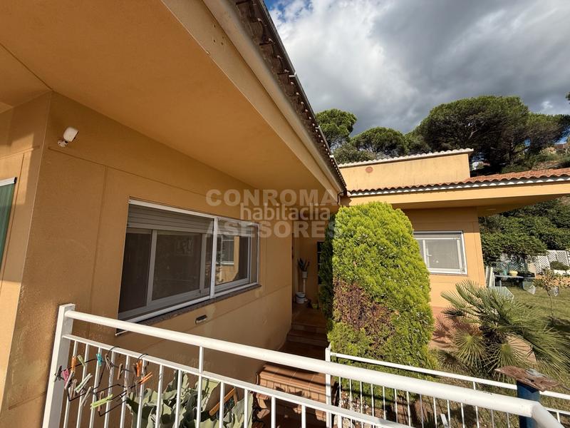 Foto 13ebe6c9-509c-4304-b113-f226f64b0088. Casa amb calefacció aparcament piscina a terrabrava - Tordera parc Tordera