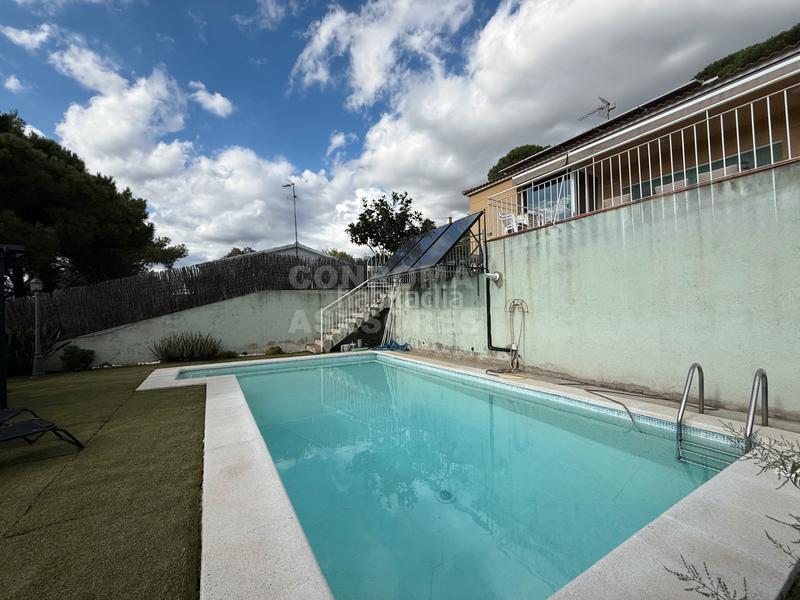 Foto 80599733-72fb-44b2-9a21-8496b4cc3ecd. Casa amb calefacció aparcament piscina a terrabrava - Tordera parc Tordera