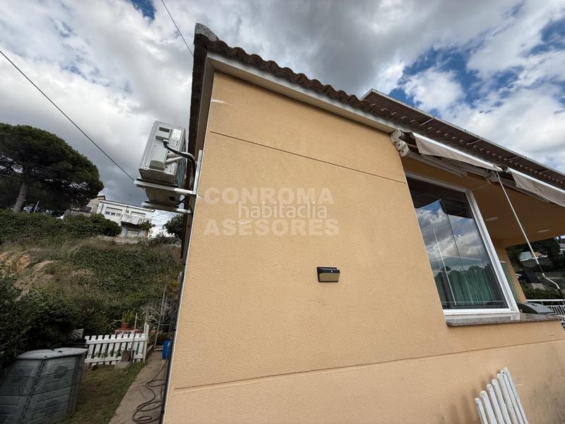 Foto fd903b58-335b-4fb3-96ca-bbb5e78aa975. Casa amb calefacció aparcament piscina a terrabrava - Tordera parc Tordera