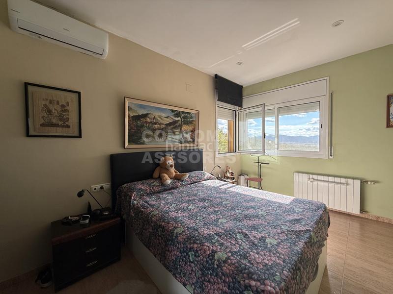 Foto 959afeed-23ca-4990-8ccb-ca0108b21cc6. House with heating parking pool in terrabrava - Tordera parc Tordera