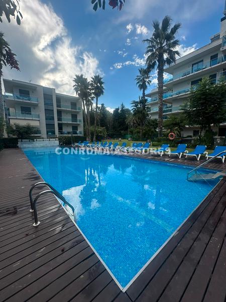 Foto 2c7f34b7-6a3a-4f5a-8994-aa09635ffab0. Etagenwohnung mit heizung parking pool in Fenals Lloret de Mar