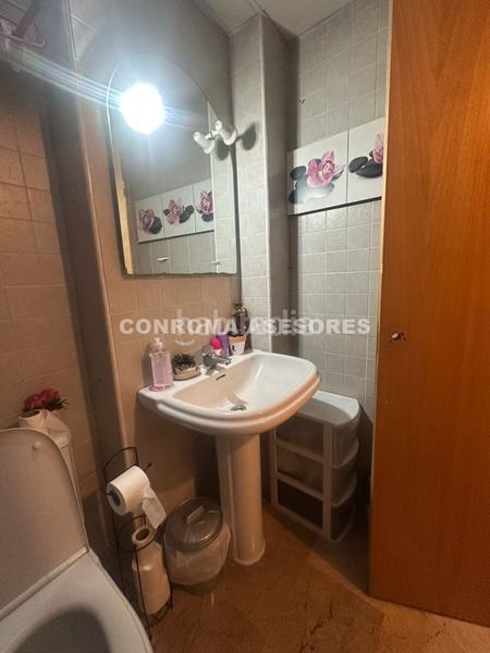 Foto 68e80aee-8c50-4ea4-8198-5517cfaec73c. Flat with heating parking pool in Fenals Lloret de Mar