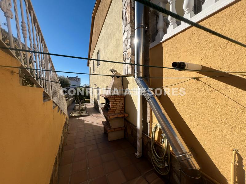 Foto 441f11c1-d01b-4c50-b815-5331a33f0314. Chalet with fireplace heating parking in Residencial Park Maçanet de la Selva