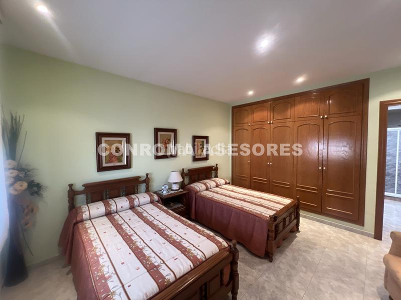 Foto 507aa37b-4280-4d2f-8cdc-deb1c1ddfa78. Chalet avec cheminée chauffage parking dans Residencial Park Maçanet de la Selva