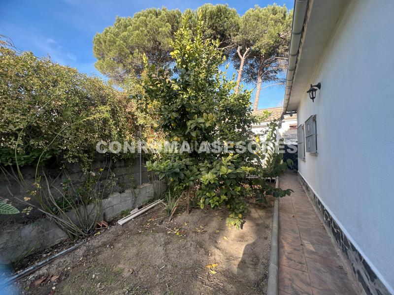 Foto b79746a2-9cd5-4453-9aeb-967f7402a2f0. Chalet avec cheminée parking piscine dans La Goba Vidreres