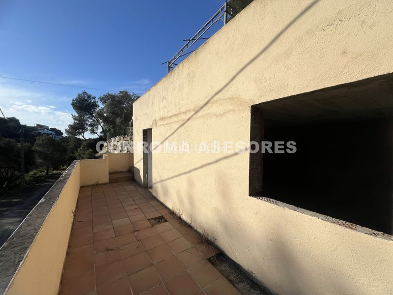 Foto 02335698-675f-46a0-9191-9bda0b847568. Xalet amb xemeneia calefacció aparcament a Santa Susanna