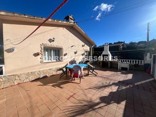 Casa a Montbarbat