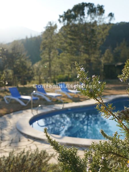 Foto cedfffbf-16bc-4603-ba97-475933731bd1. Xalet amb xemeneia calefacció aparcament piscina a Arbúcies