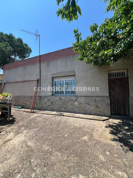 Foto f76d5ca7-9d0e-425f-aaf2-95d315b613d7. Haus mit parking in Riudarenes